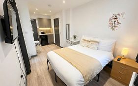 Wood Green Studios To Central London